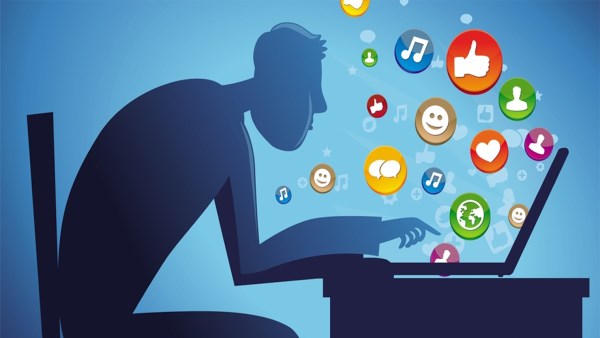 Социальные медиа